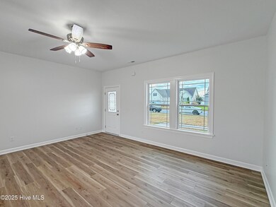 522 Millbrooke Cir, Elizabeth City, NC 27909 - photo 6