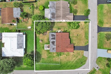 HUGE corner lot! 9,283 square feet!  Fenced back y