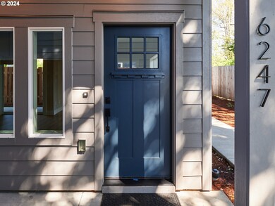 6247 N Olympia St, Portland, OR 97203 - photo 2