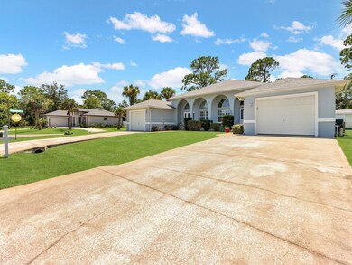 3 Crabtree Ct, Palm Coast, FL 32137 - photo 2