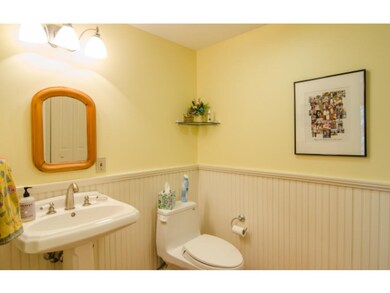 72 Primrose Ln, Hartford, VT 05059 - photo 7