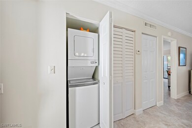 12491 Mcgregor Blvd unit 17, Fort Myers, FL 33919 - photo 7