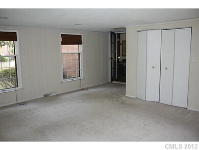 Den - Alternate view