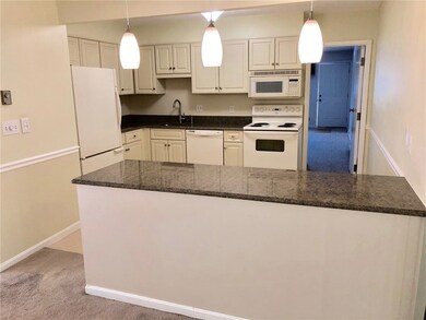 352 Chatham Cir, Warwick, RI 02886 - photo 7