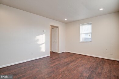 1002 Highview Dr, Capitol Heights, MD 20743 - photo 5