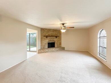 6210 Briar Seasons Dr, Missouri City, TX 77489 - photo 4