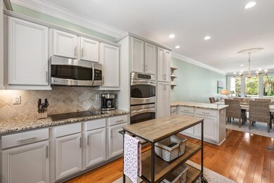 3046b HH kitchen facing oven