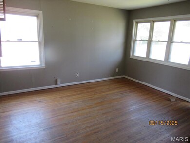 224 Tay Rd, Saint Louis, MO 63137 - photo 5