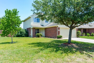 This Energy Star Certified Lennar home is ready to be your next home!