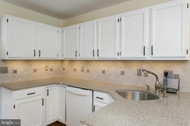 34 Tivoli Lake Ct, Silver Spring, MD 20906 - photo 5