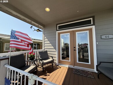 15889 Sunset Strip unit 44, Brookings, OR 97415 - photo 6