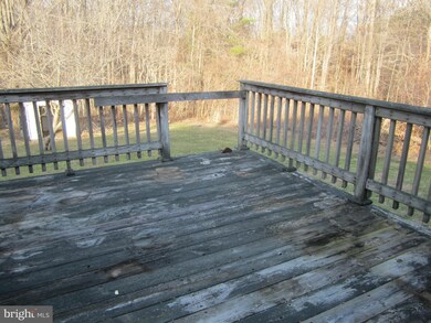 1911 Kathy Ct, Owings, MD 20736 - photo 7