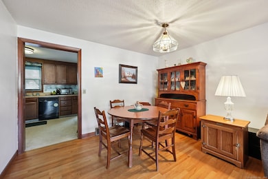 11 Saint Marc Cir O Cir, South Windsor, CT 06074 - photo 7