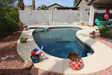Pool & Spa