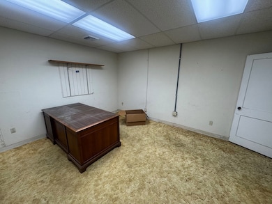 107 W Burdeshaw St, Dothan, AL 36303 - photo 6