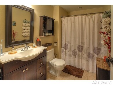 15600 116th Ave NE unit F1, Bothell, WA 98011 - photo 3