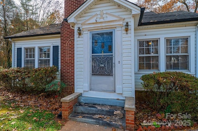 538 Salisbury Rd, Statesville, NC 28677 - photo 3