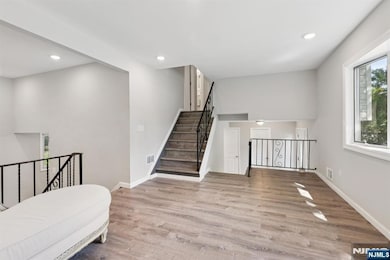 5 Waverly Dr E, Edison, NJ 08817 - photo 4