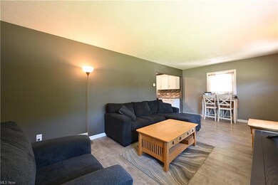 7582 Inland Dr, Olmsted Falls, OH 44138 - photo 6