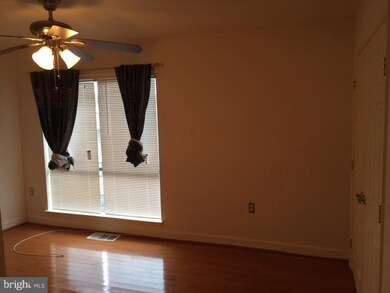 8720 Village Square Dr, Alexandria, VA 22309 - photo 6