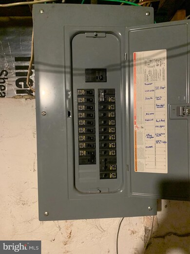 543 N 11th St, Reading, PA 19604 - photo 4