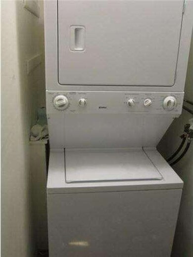 1475 Mount Holly Rd unit P10, Beverly, NJ 08010 - photo 7