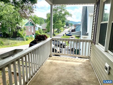 646 N Delphine Ave unit A, Waynesboro, VA 22980 - photo 2