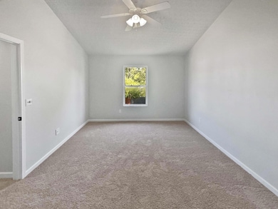 4296 Oakwind Dr, Columbus, OH 43207 - photo 5