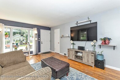 1204 Berten St, Lansing, MI 48910 - photo 3