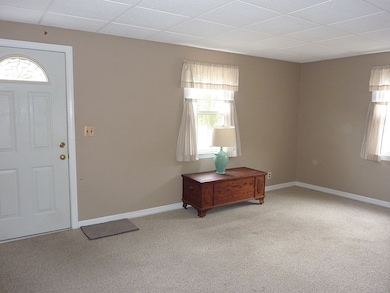 93 S Woodland Dr, Milford, CT 06460 - photo 3