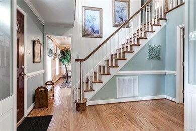 Light & bright 2 story foyer