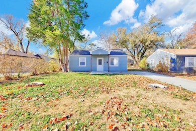 2131 S Spruce St, Wichita, KS 67211 - photo 3