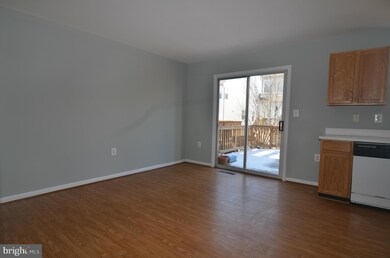 21483 Rusty Blackhaw Square, Sterling, VA 20164 - photo 5