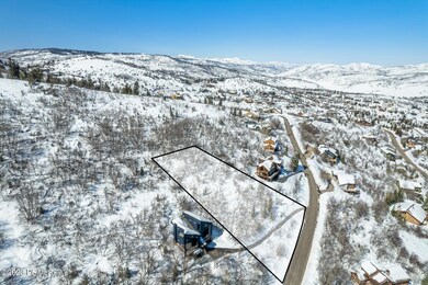 16_LLL-Property-Line--Aerial-Drone_1800x