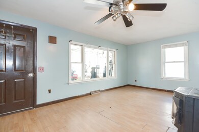 15 Gilman St, Nashua, NH 03060 - photo 2