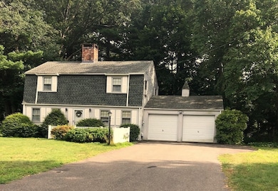 108 W Meadowview Rd, Holyoke, MA 01040 - photo 2