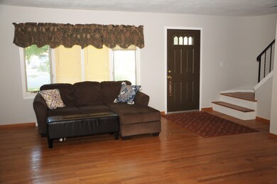 2211 Hermon Ave, Zion, IL 60099 - photo 5