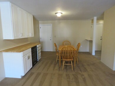 7 Wildwood St unit A21, Dracut, MA 01826 - photo 5