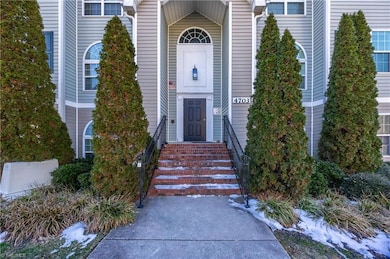 4703 Pennoak Ln unit L, Greensboro, NC 27407 - photo 4