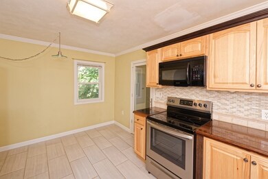 50 S Main St unit 2, Uxbridge, MA 01569 - photo 4