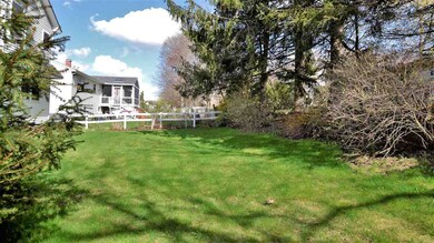 199 Barrett St, Manchester, NH 03104 - photo 3