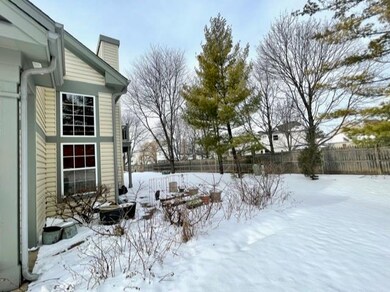 312 Manor Dr unit 56A, Buffalo Grove, IL 60089 - photo 2