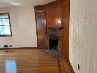 67 Bluff Rd, North Weymouth, MA 02191 - photo 3