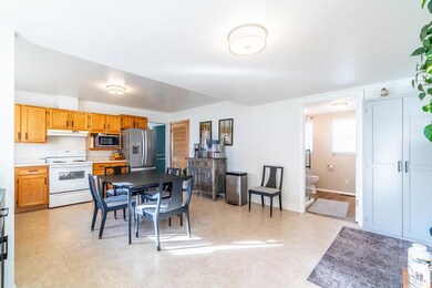 217 Zook St, Topeka, IN 46571 - photo 7