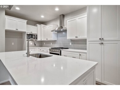 1545 Alsea Dr, Coburg, OR 97408 - photo 7