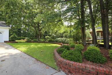 219 Yale Cir, Jacksonville, NC 28546 - photo 2