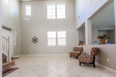 Entry Way w/ high ceilings