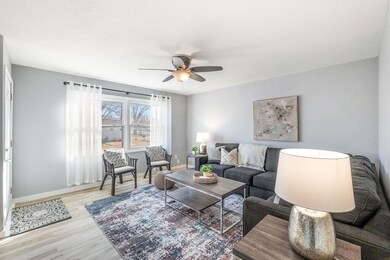 609 Keystone St, Waterloo, IA 50703 - photo 4