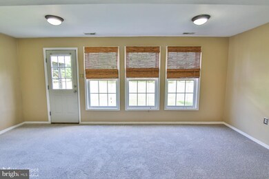 4604 Jasmine Dr unit 7, Center Valley, PA 18034 - photo 7
