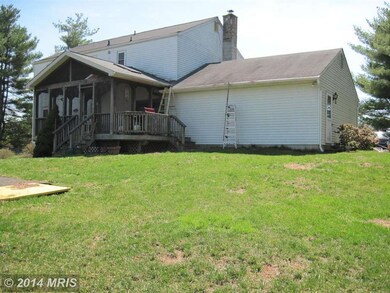 610 Falmouth Ct, Sykesville, MD 21784 - photo 5